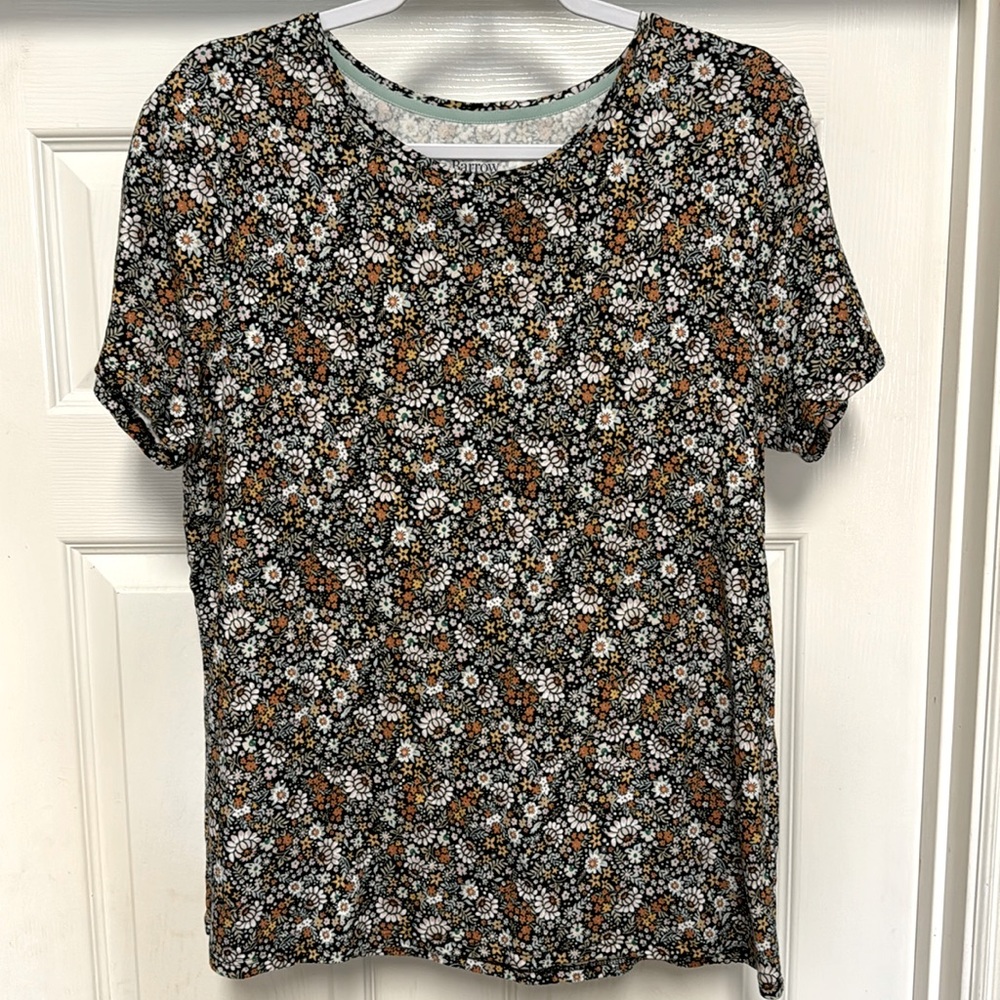Croft & Barrow - The Classic Tee - size large